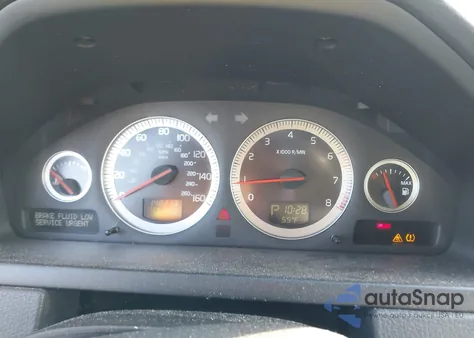 2013 Volvo Xc90 3.2/3.2 Platinum/3.2 Premier Plus from USA, damaged, VIN YV4952CZ3D1647102